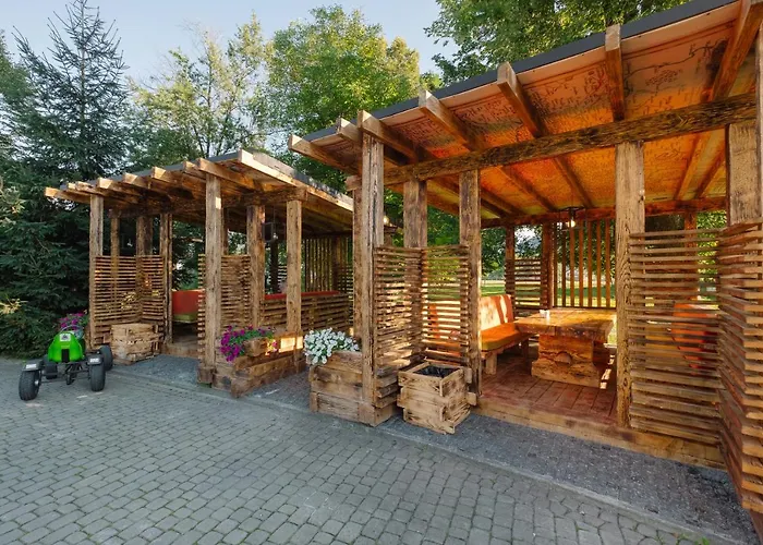 Zhyva Voda 4*