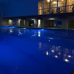 Zhyva Voda 4*